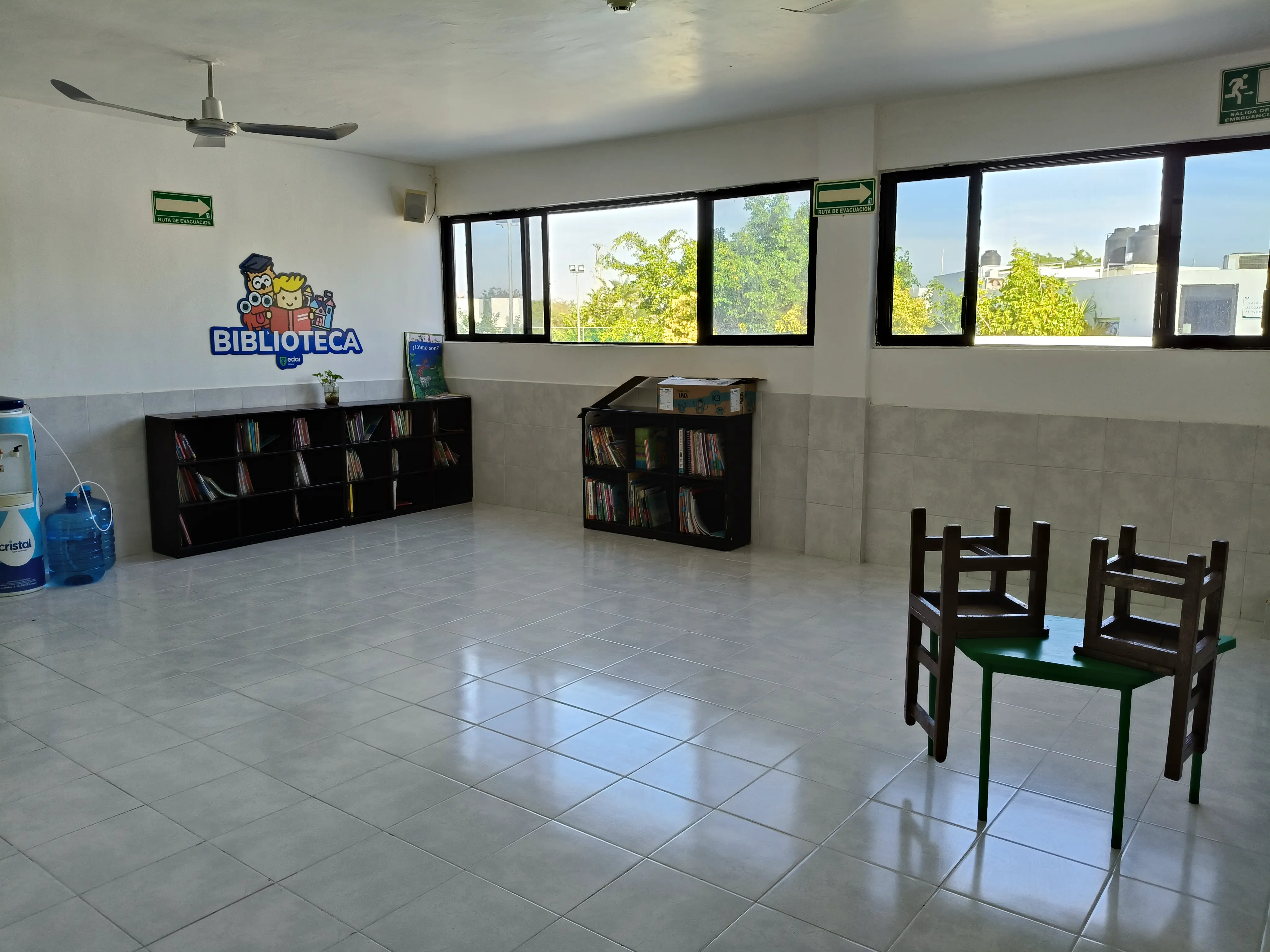 Biblioteca infantil del preescolar EDAI